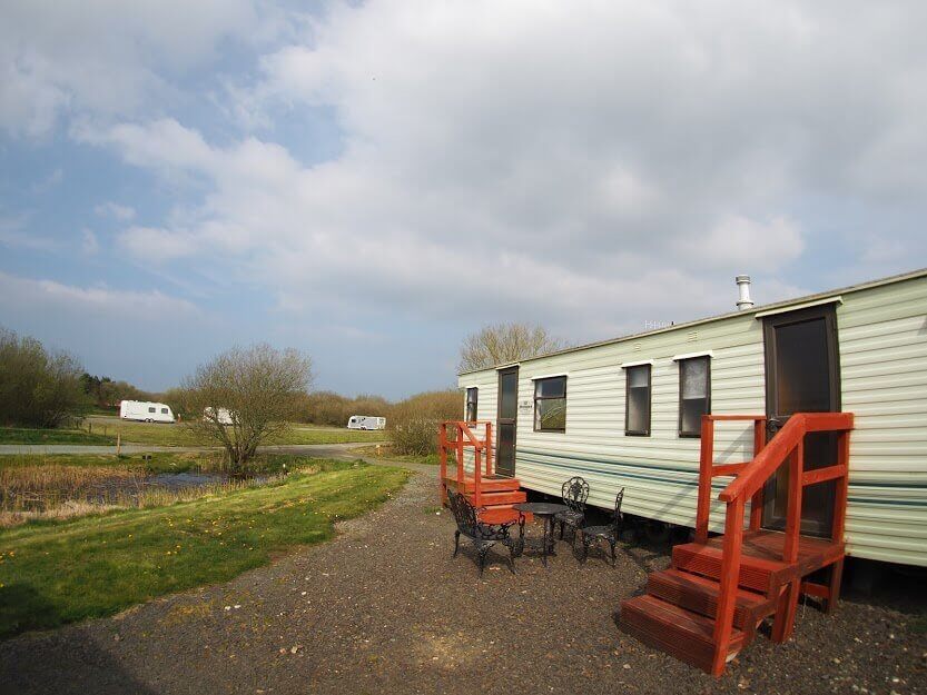 cropped-yetygors-8b-static-caravan-exterior.jpg